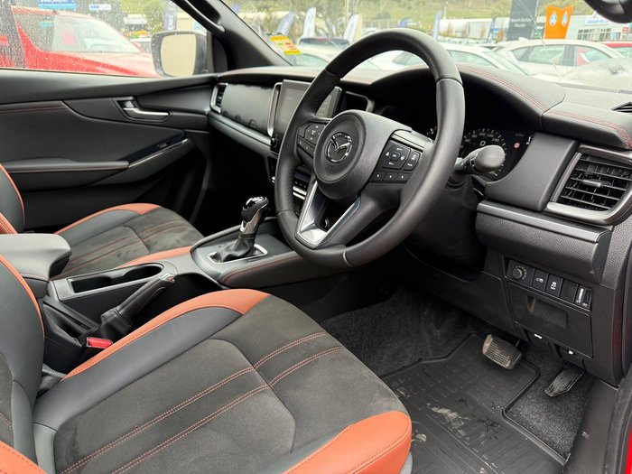 2025 Mazda BT-50 SP
