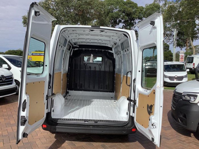 2025 Renault Master Pro 110kW