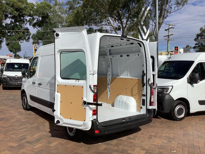 2025 Renault Master Pro 110kW
