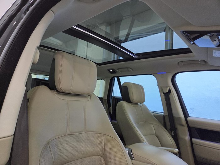 2018 Land Rover Range Rover SDV6 Vogue