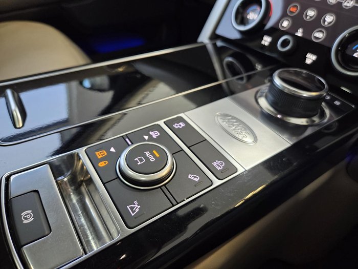 2018 Land Rover Range Rover SDV6 Vogue