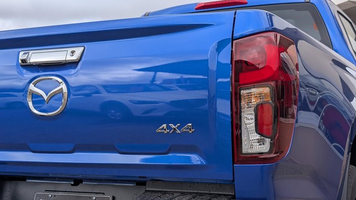 2025 Mazda BT-50 GT