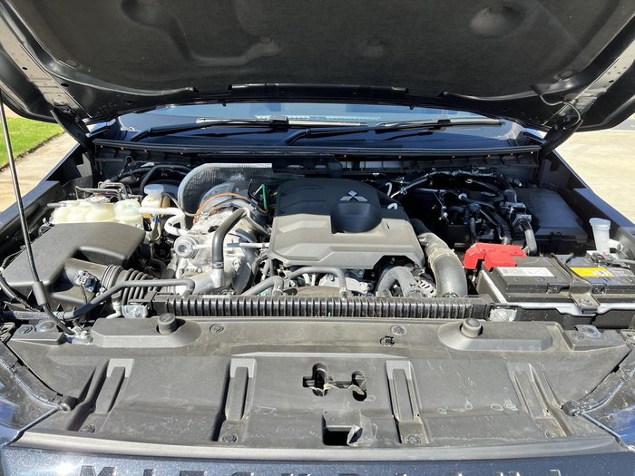 2024 Mitsubishi Triton GLS