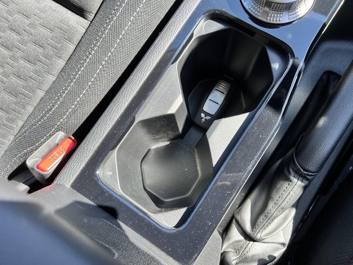 2024 Mitsubishi Triton GLS