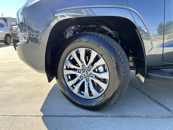 2024 Mitsubishi Triton GLS