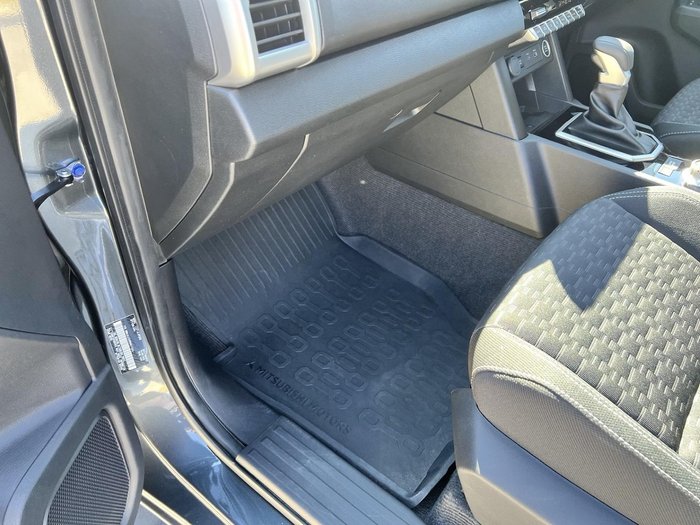 2024 Mitsubishi Triton GLS