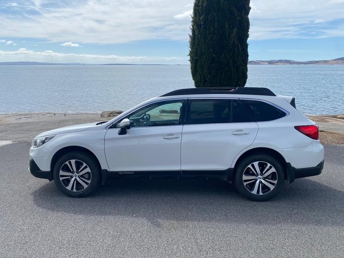 2019 Subaru Outback 2.5i