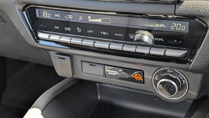 2025 Mazda BT-50 GT