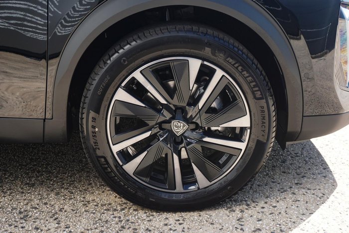 2025 Peugeot 2008 GT Hybrid