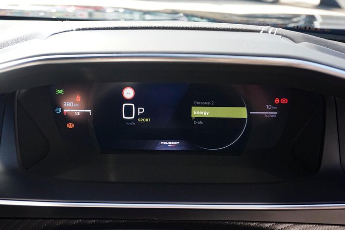 2025 Peugeot 2008 GT Hybrid