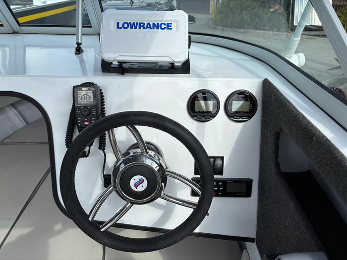 2024 QUINTREX 520 Ocean Spirit Pro