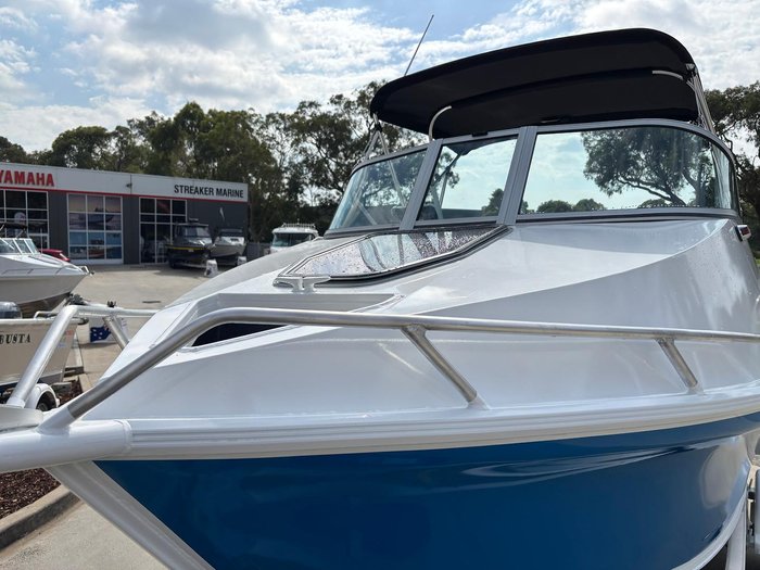 2024 QUINTREX 520 Ocean Spirit Pro