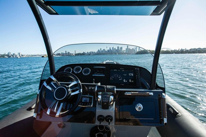 2017 TechnoHull SeaDNA 999G5