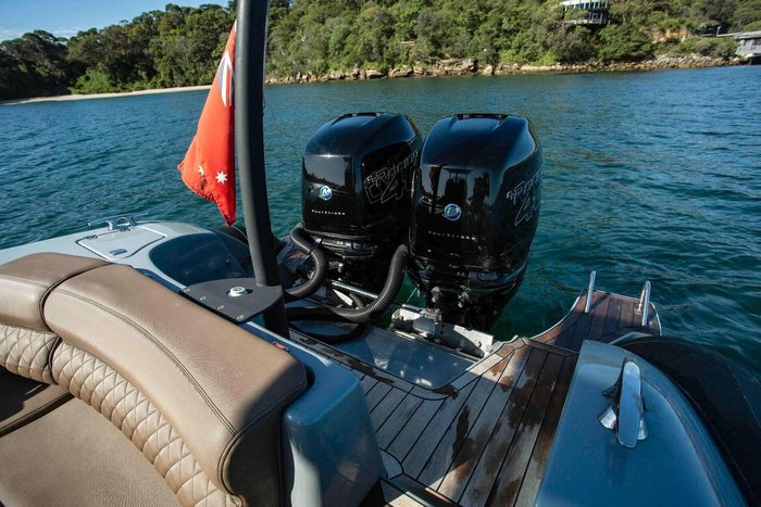 2017 TechnoHull SeaDNA 999G5