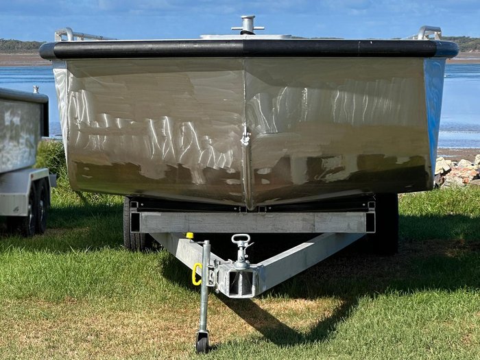 2025 COMMERCIAL Workboat
