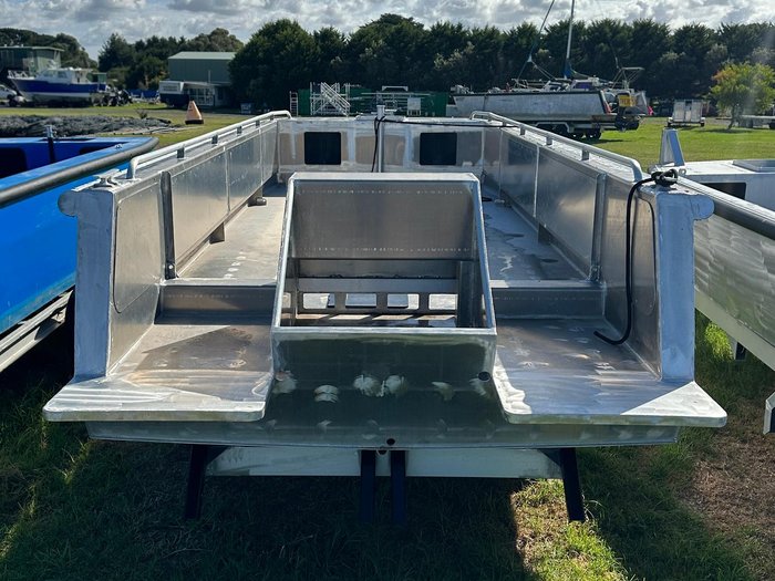 2025 COMMERCIAL Workboat