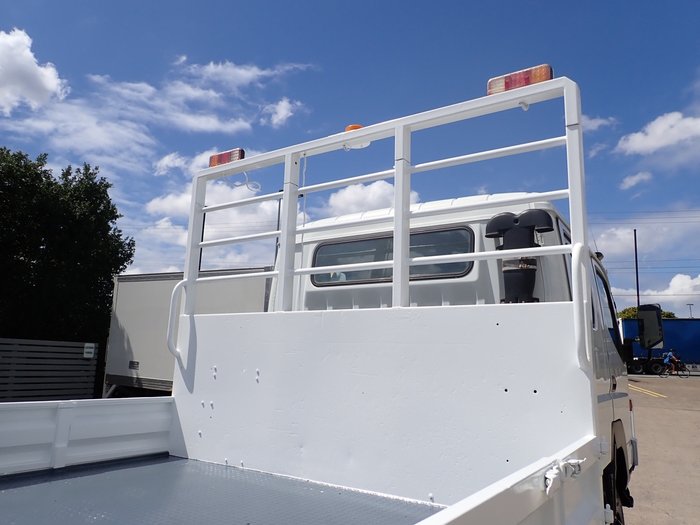 2013 MITSUBISHI CANTER FG WHITE