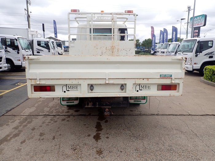 2013 MITSUBISHI CANTER FG WHITE