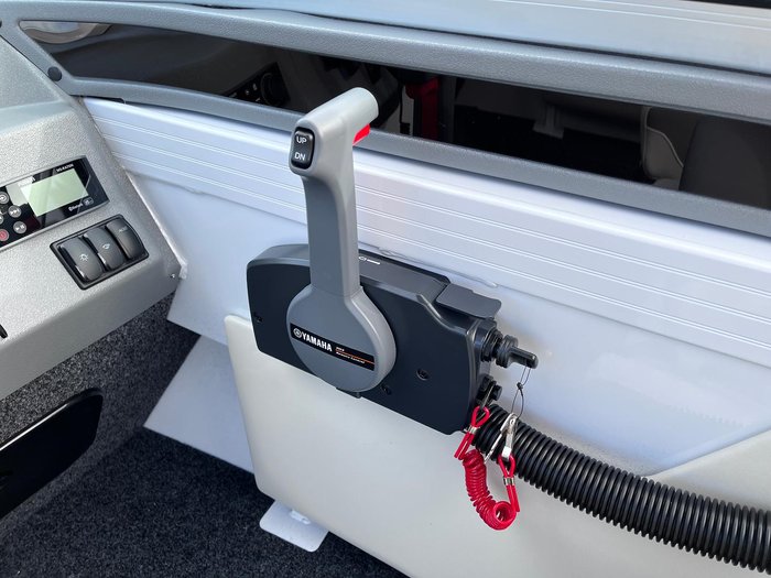 2025 QUINTREX 540 Cruiseabout Pro