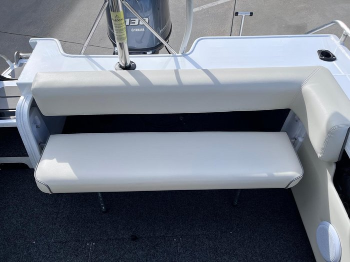 2025 QUINTREX 540 Cruiseabout Pro