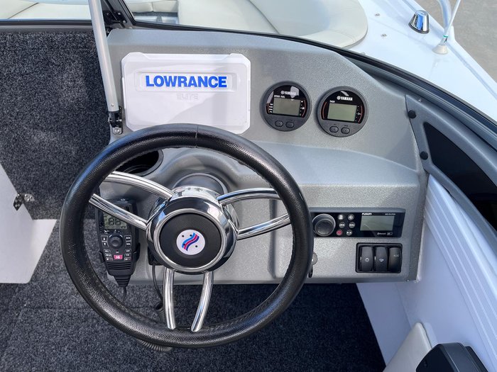 2025 QUINTREX 540 Cruiseabout Pro