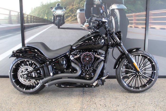 2025 Harley-davidson FXBR BREAKOUT (117) VIVID BLACK