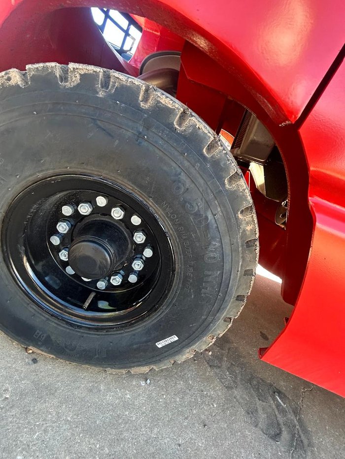 2024 REDLIFT Cpcd30h-490