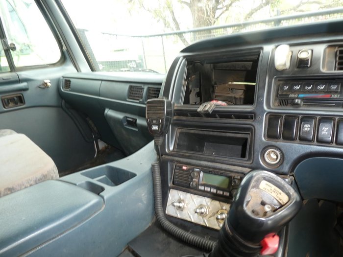 2005 NISSAN UD Cw385 WHITE