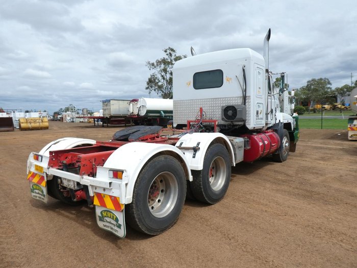 1993 Mack Chr Elite WHITE