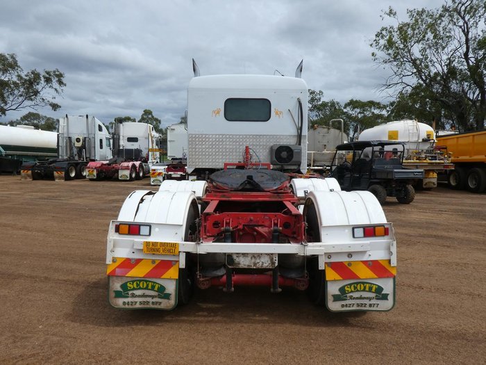 1993 Mack Chr Elite WHITE