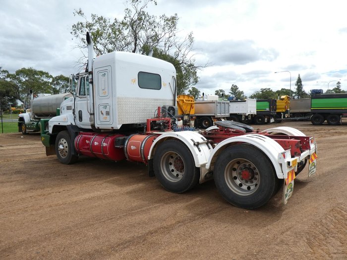 1993 Mack Chr Elite WHITE