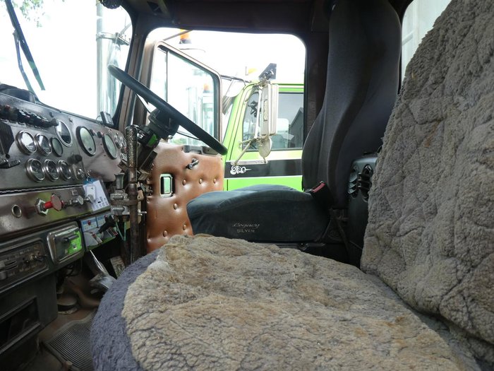 1980 Kenworth W924