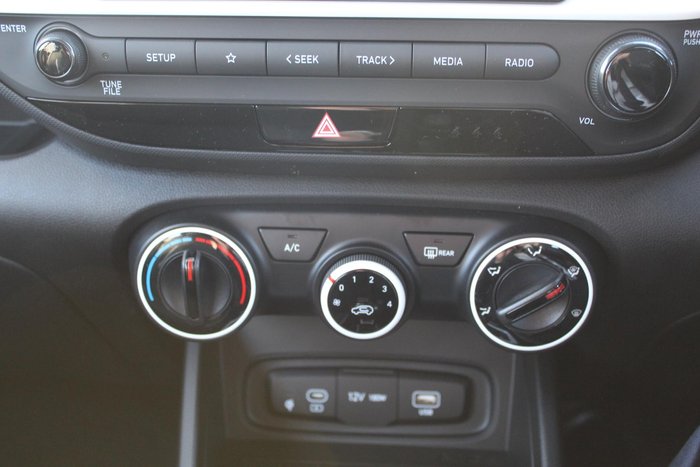 2025 Hyundai Venue Active