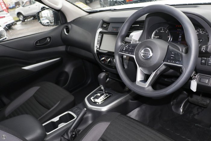 2024 Nissan Navara SL
