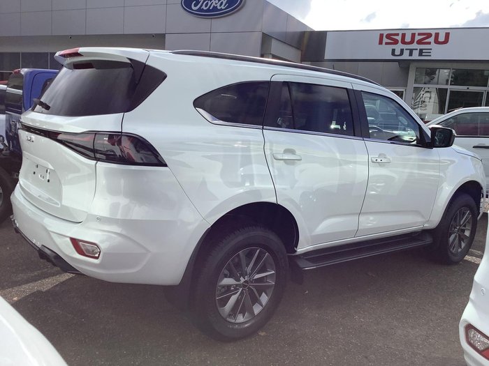 2025 Isuzu MU-X LS-U