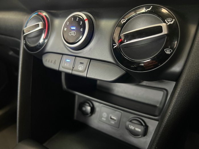 2020 Hyundai Kona Active