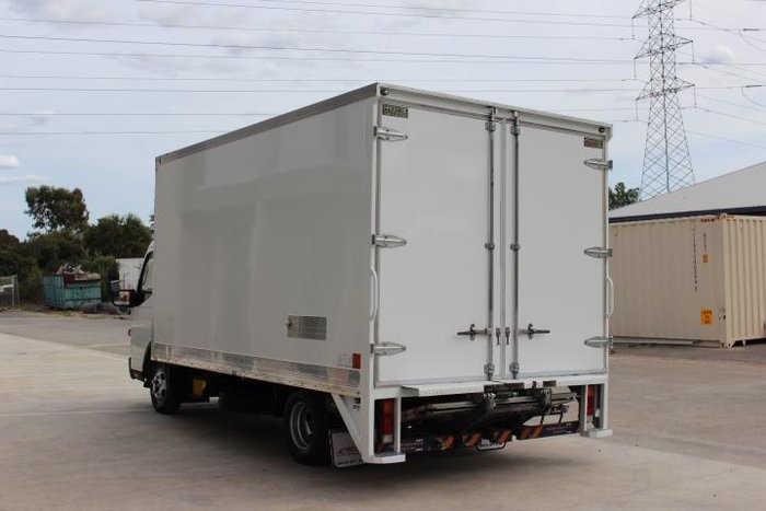 2021 Fuso Canter 515 WHITE