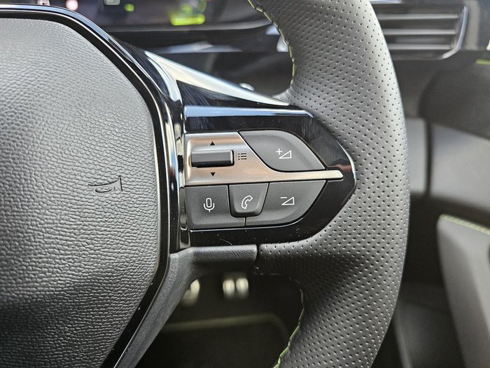 2025 Peugeot 308 GT Hybrid