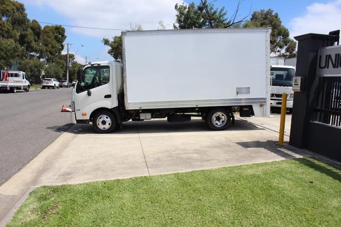 2023 Hino 616 - 300 Series 616 AUTOMATIC WHITE