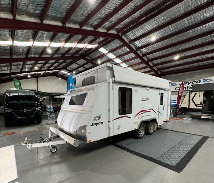 2014 JAYCO JOURNEY 17.55-8