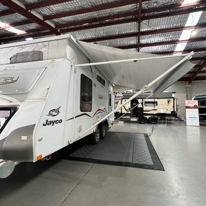 2014 JAYCO JOURNEY 17.55-8