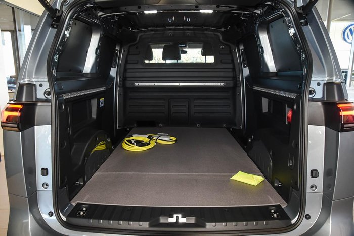 2025 Volkswagen ID. Buzz Cargo BEV550