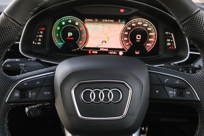 2025 Audi Q7 55 TFSI S line