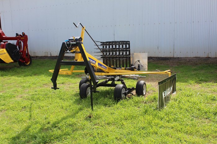 0 New Holland Prorotor 320 Rotary Rake