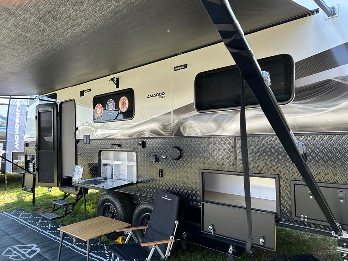 2025 Wonderland RV Amaroo Quad Bunk With Electric Lift Up King Bed
