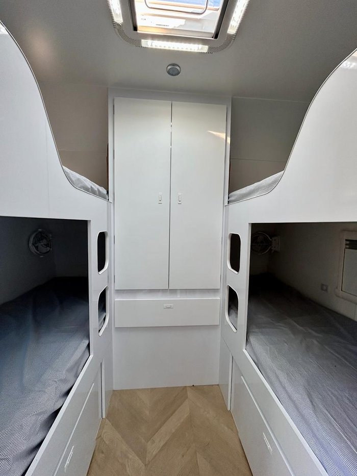 2025 Wonderland RV Amaroo Quad Bunk With Electric Lift Up King Bed