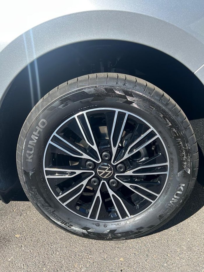 2025 Volkswagen Multivan TDI360 Life