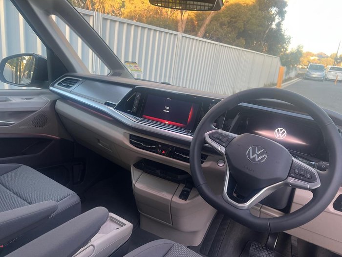 2025 Volkswagen Multivan TDI360 Life