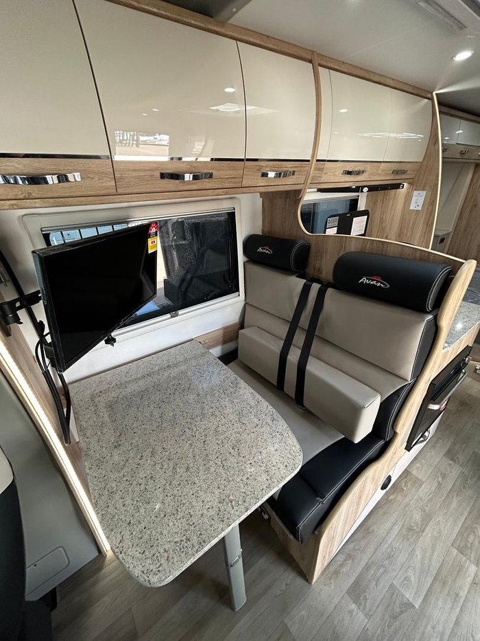 2026 Avan Ovation M7