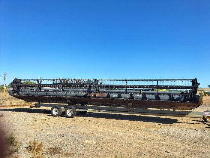 2018 Massey Ferguson Powerflow 1220 Harvester Front & Trailer